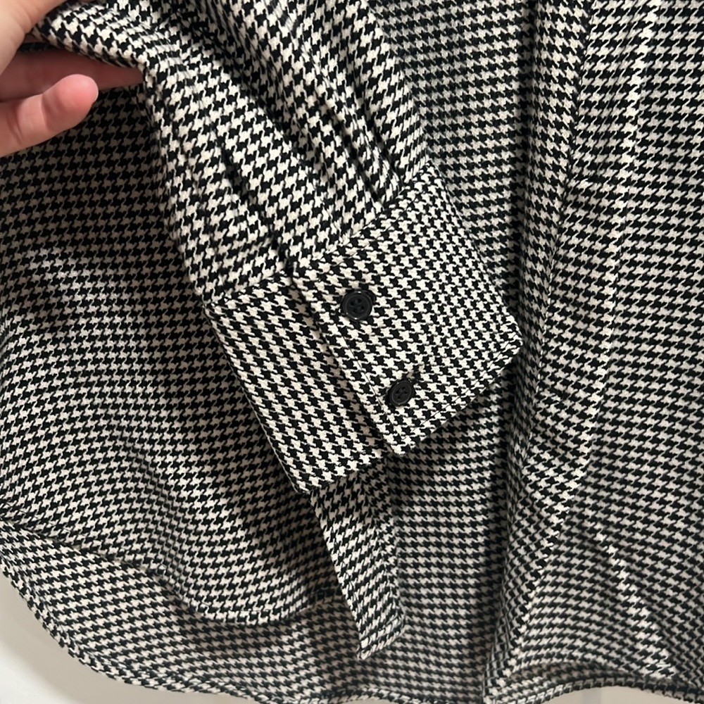 H&M Houndstooth Pattern Shacket - image 3